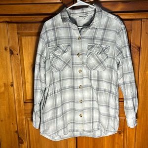 BeachLunchLounge Gray Neutral Women’s Plaid Button Up
